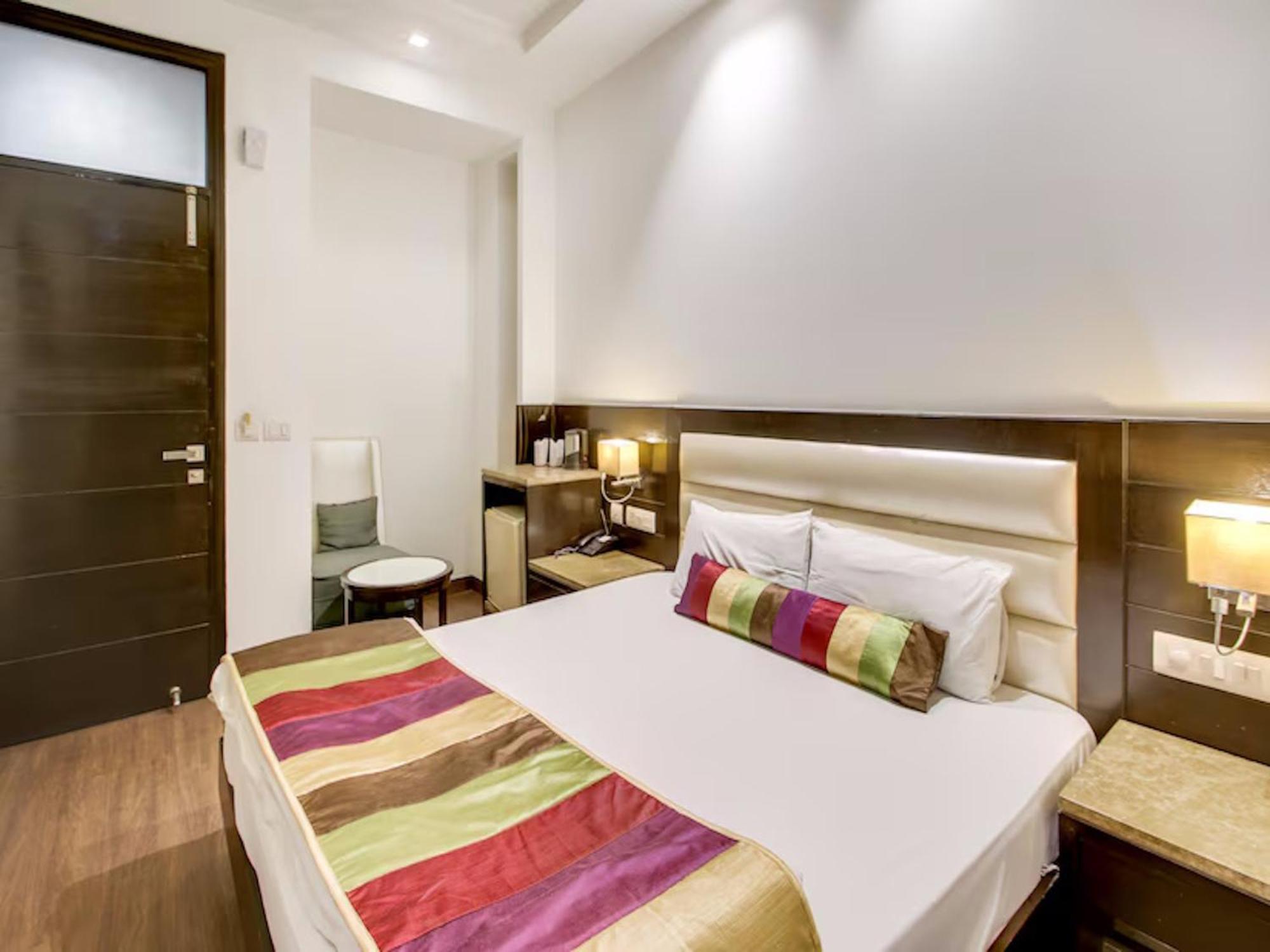 Chanchal Continental # Near To New Delhi Station # Family Hotel # Customer'S Choice Hotel # Tourist Places Nearby - Red Fort, Jama Masjid, India Gate Hotel New Delhi