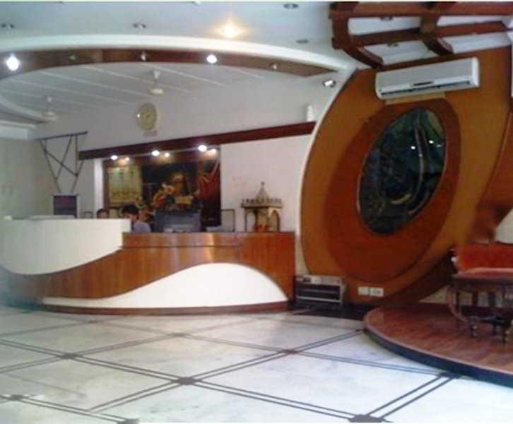 Chanchal Continental # Near To New Delhi Station # Family Hotel # Customer'S Choice Hotel # Tourist Places Nearby - Red Fort, Jama Masjid, India Gate 3*